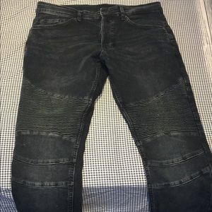 Biker Jeans